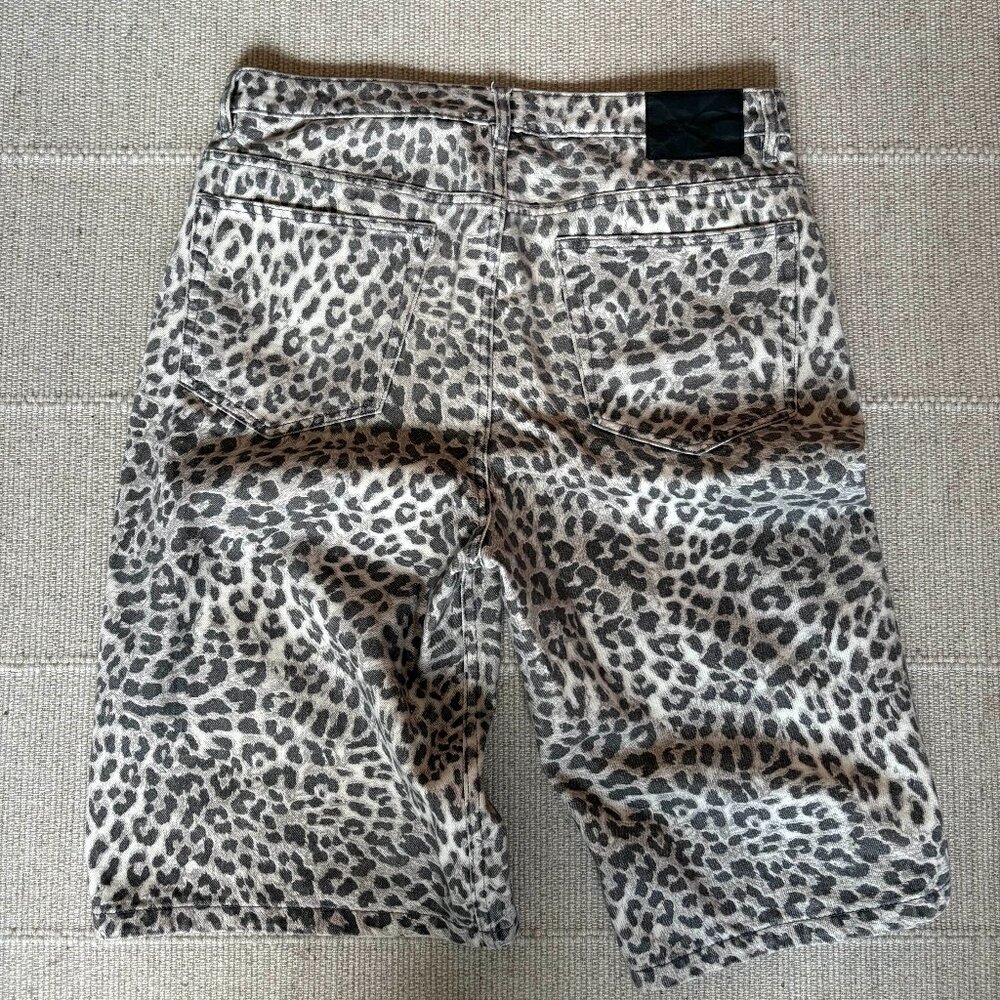Cotton On Men’s Super Baggy Jort Shorts Leopard Print Denim Style